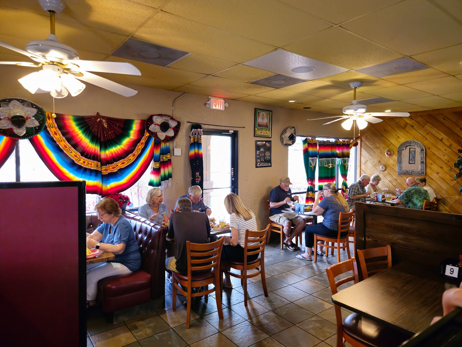 Los Lupes Mexican Restaurant